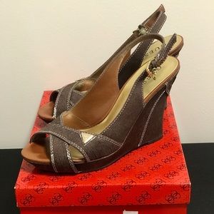 GUESS Wedge Shoes in excellent used condition
Size: 7.5
Price Paid: $64.99 + tax